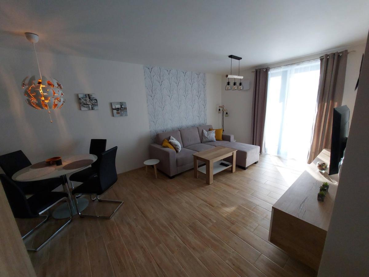Apartman Filip - Pod Lesom Apartman Vysoké Tatry Kültér fotó